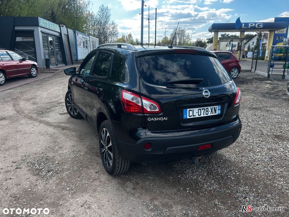 Nissan Qashqai - 10