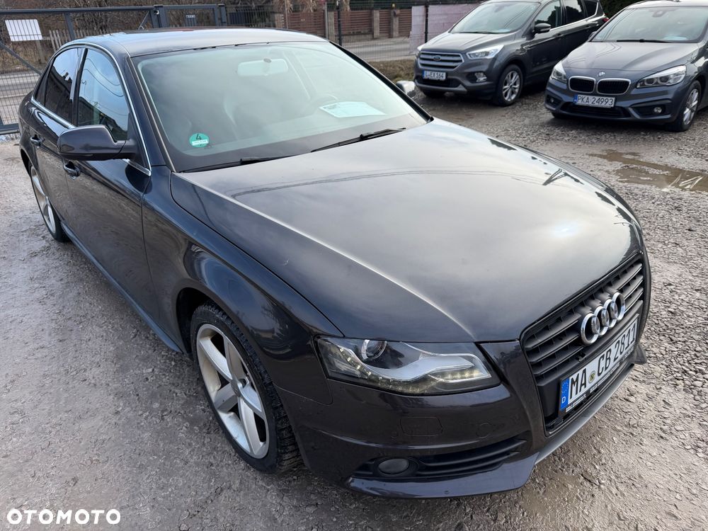 Audi A4 Limousine - 10