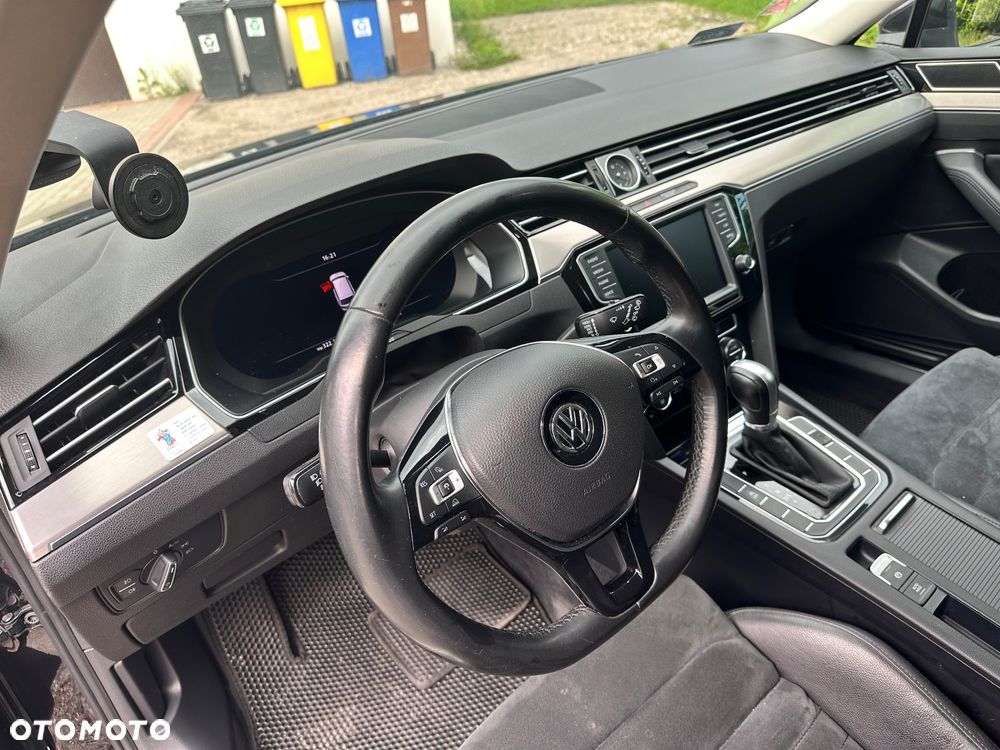Volkswagen Passat 2.0 TDI BMT Highline DSG - 10