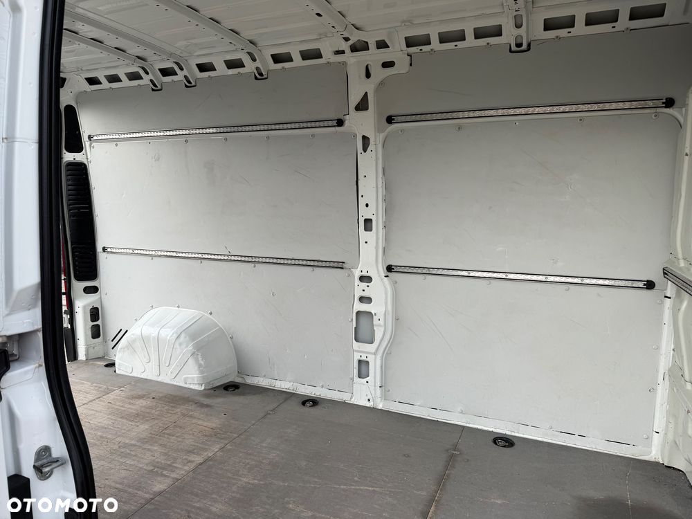 Peugeot BOXER - 9