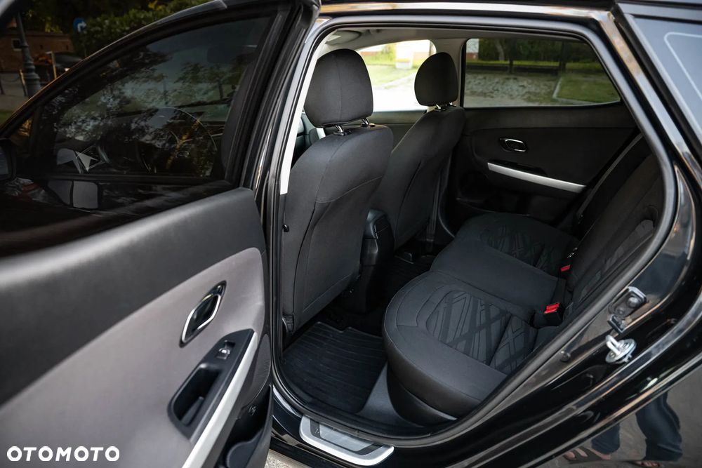 Kia Ceed 1.4 Attract - 18