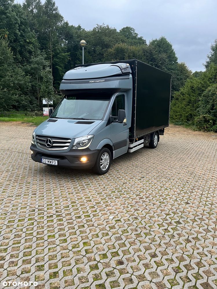 Mercedes-Benz Sprinter - 1