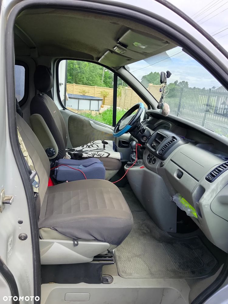 Renault Trafic Passenger - 5