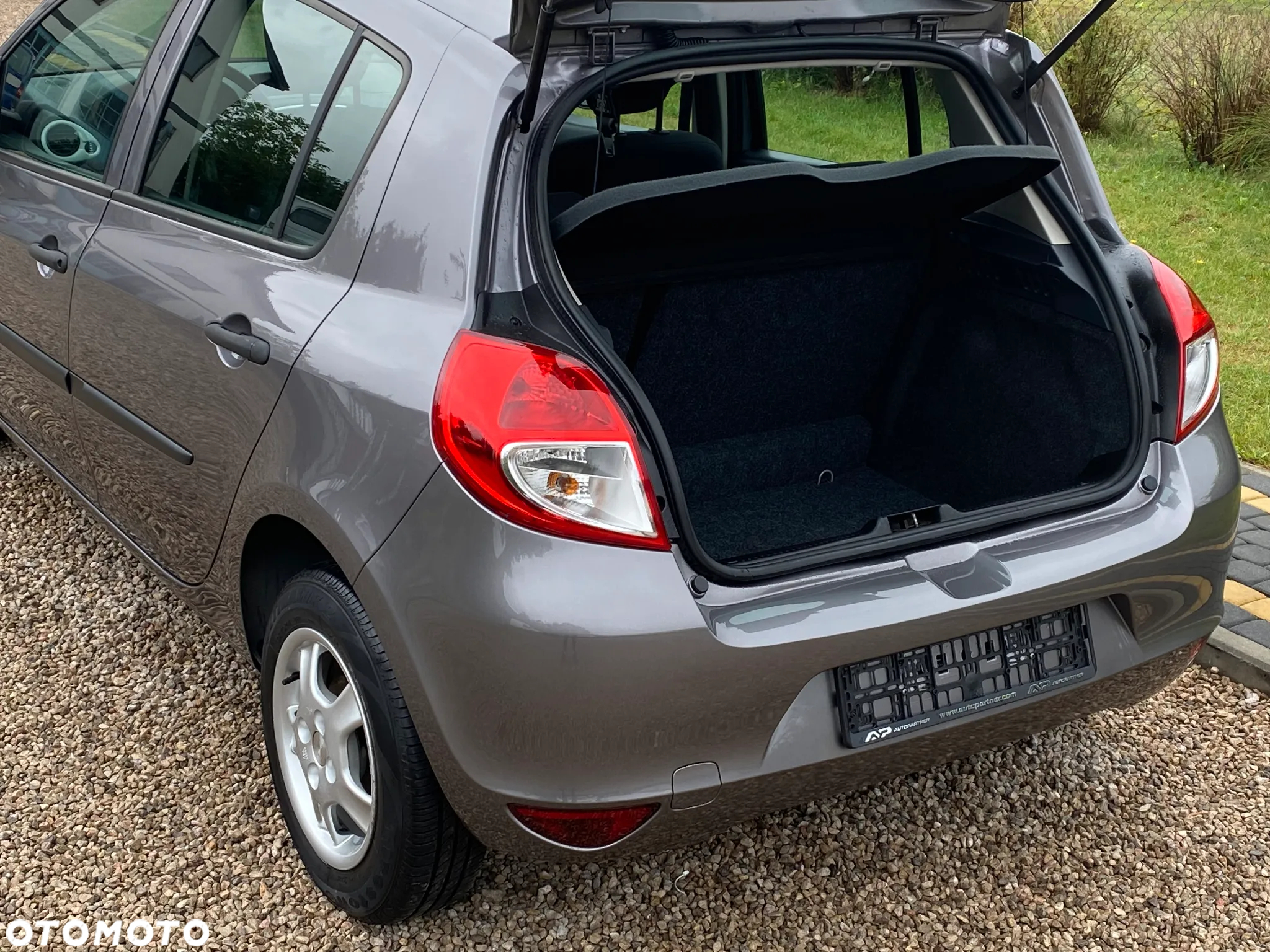 Renault Clio 1.2 16V 75 Dynamique - 6