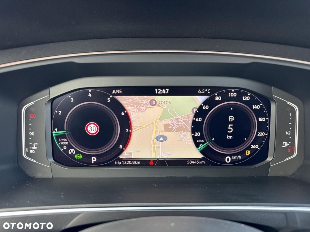 Volkswagen Tiguan Allspace - 14