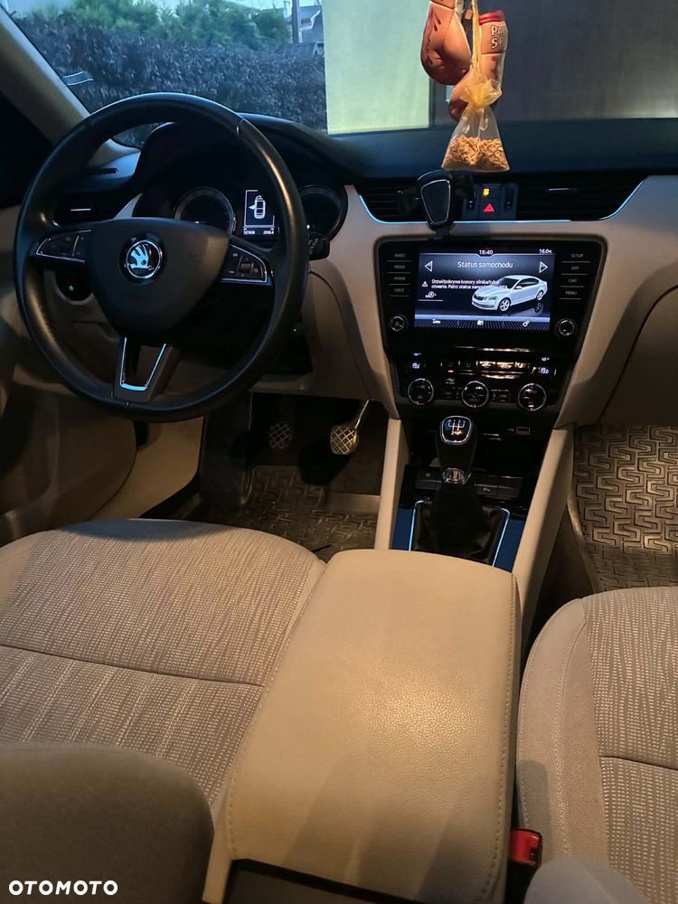 Skoda Octavia 1.6 TDI SCR Style - 13
