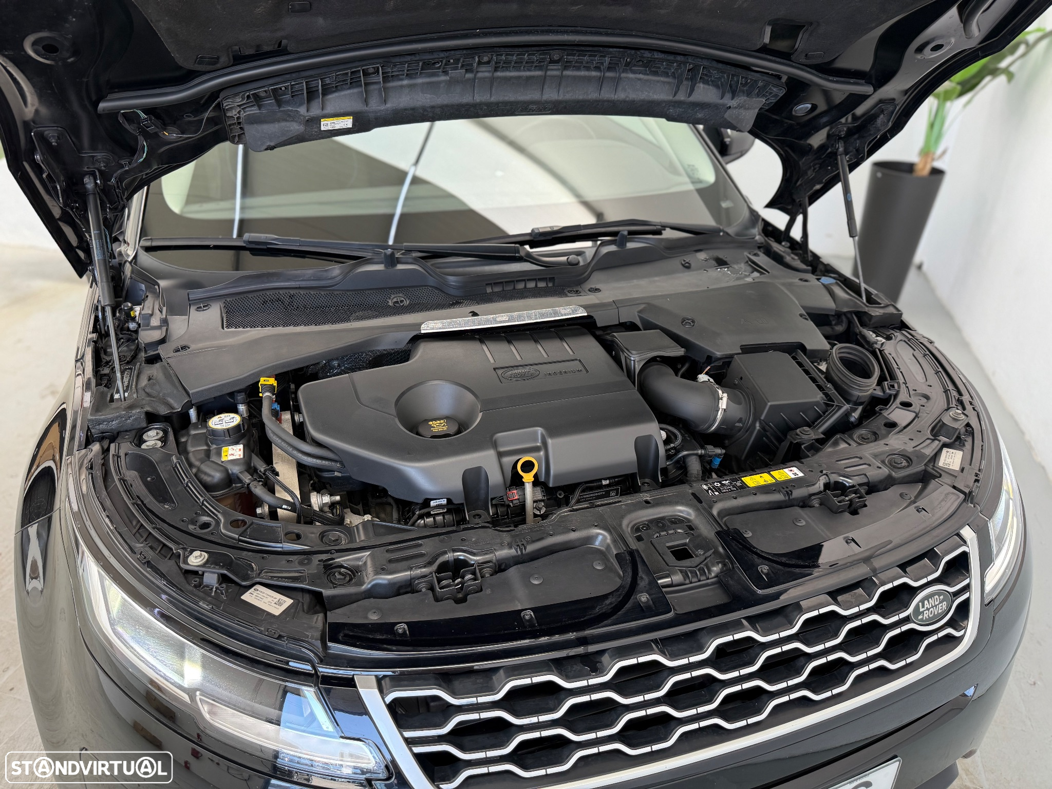 Land Rover Range Rover Evoque 2.0 D150 R-Dynamic - 22