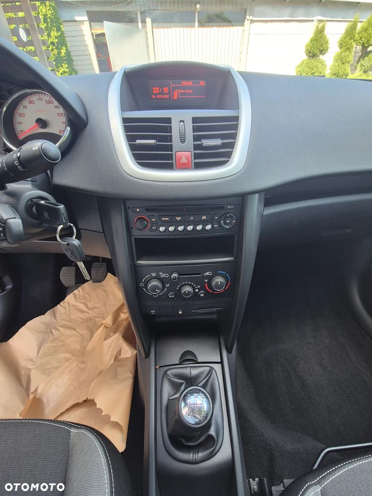Peugeot 207 75 Urban Style - 17