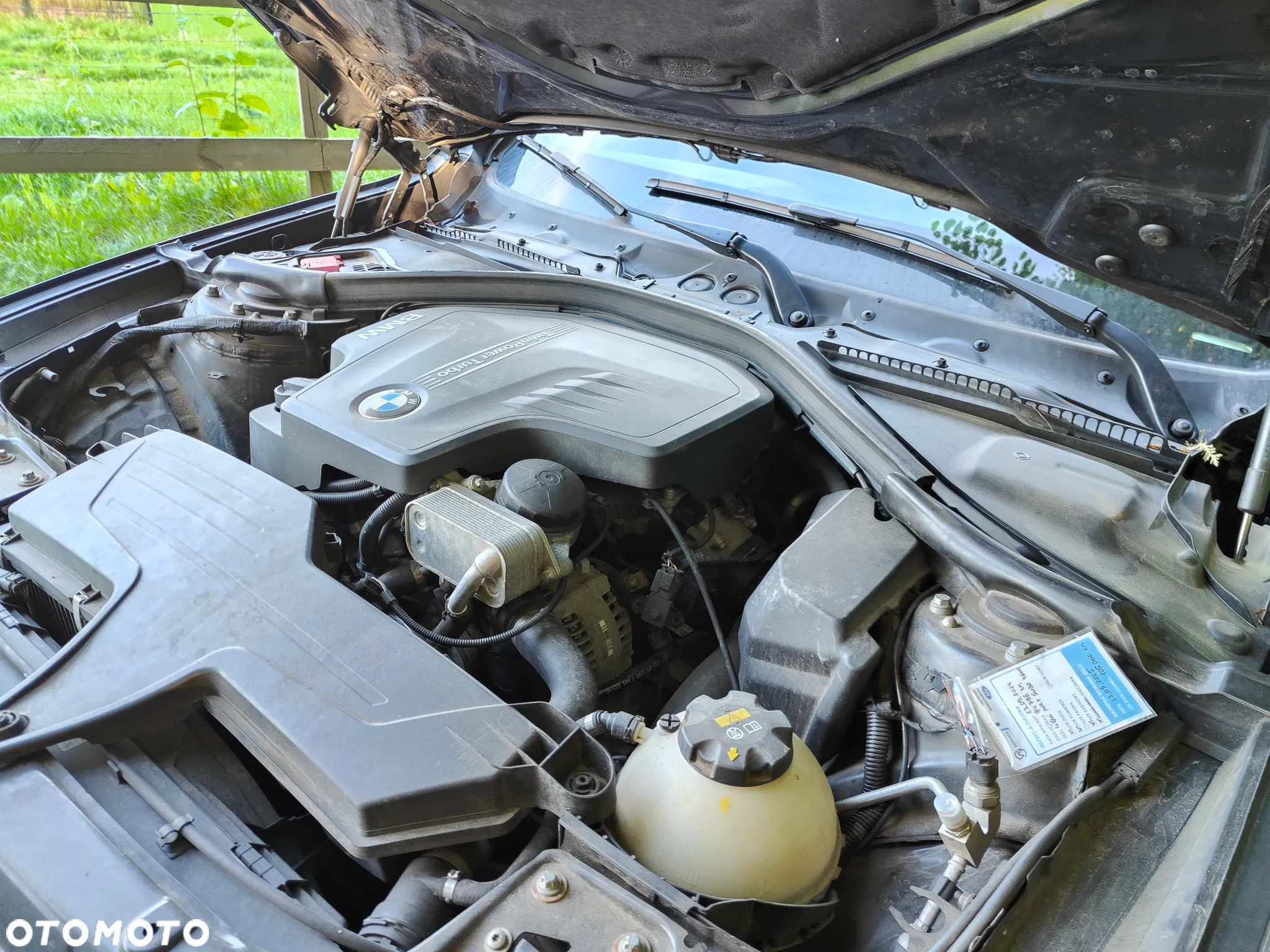 BMW Seria 3 328i Touring xDrive - 38