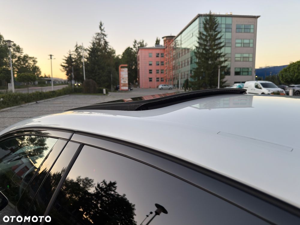 BMW Seria 5 520d xDrive MHEV M Sport sport - 11