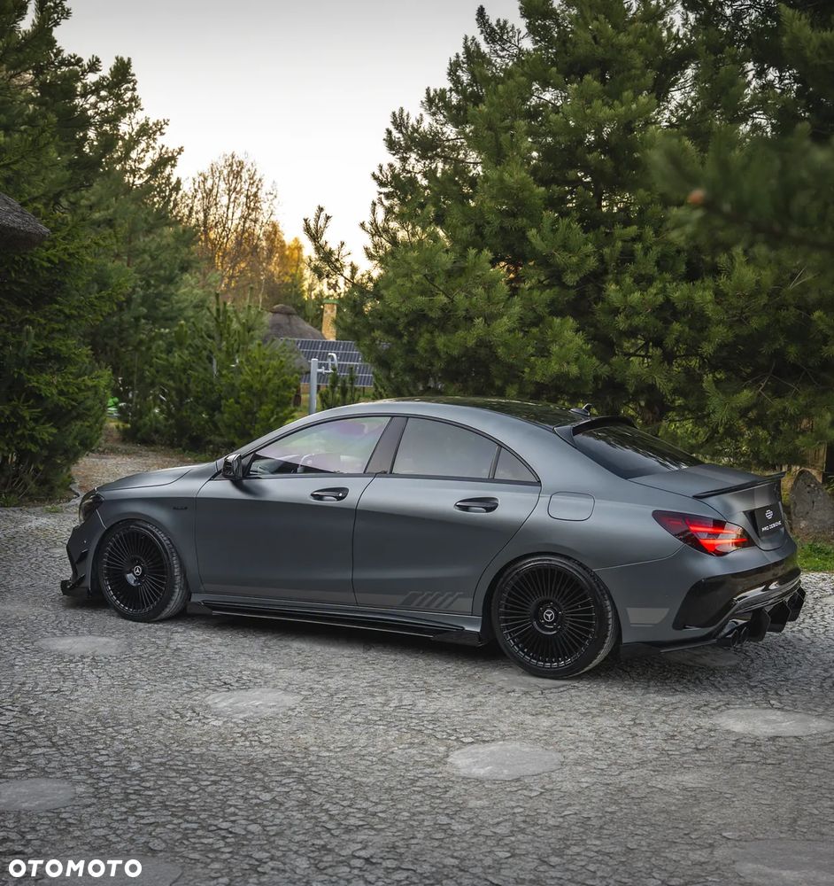 Mercedes-Benz CLA 180 7G-DCT AMG Line - 16