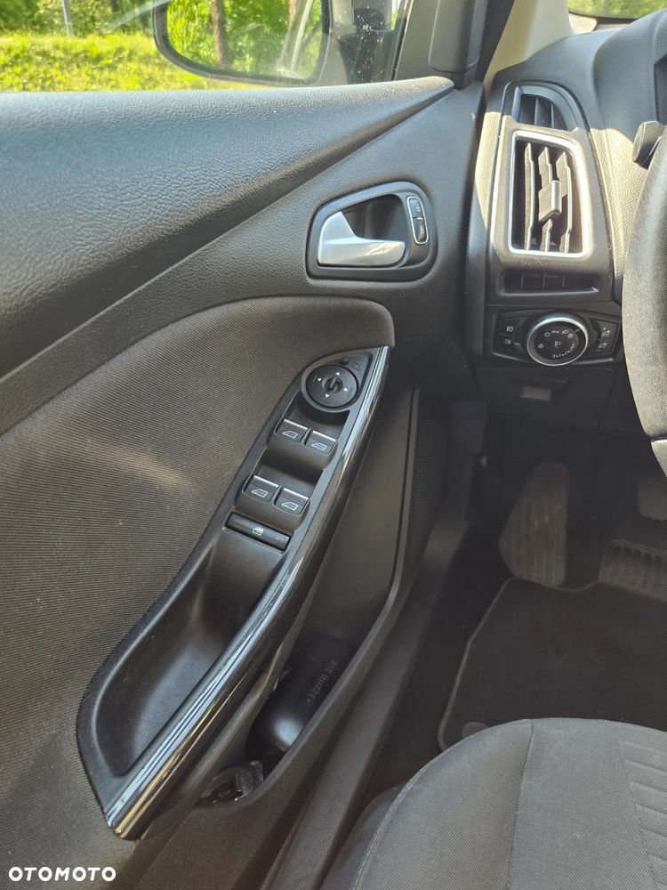 Ford Focus 1.5 TDCi Titanium - 14