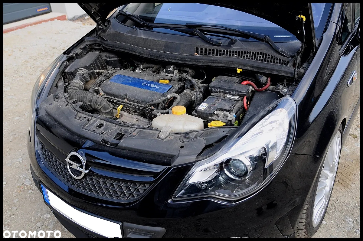 Opel Corsa 1.6 Turbo OPC - 26