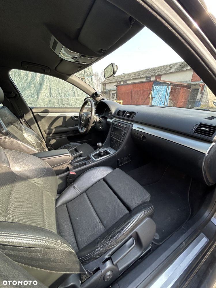 Audi A4 Avant 2.0 TDI DPF quattro S line Sportpaket (plus) - 14