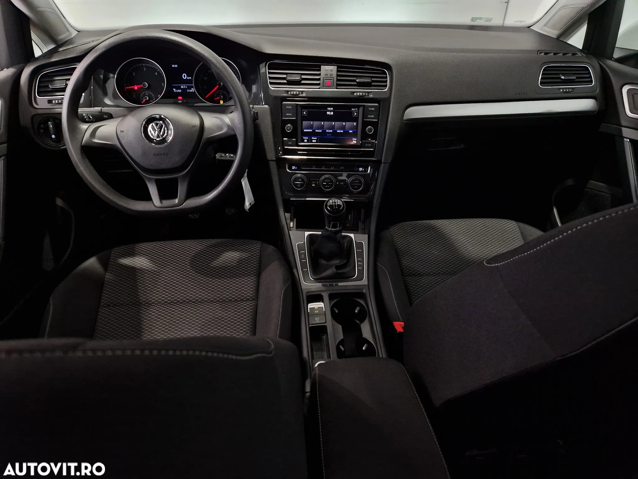 Volkswagen Golf 1.6 TDI Trendline - 11
