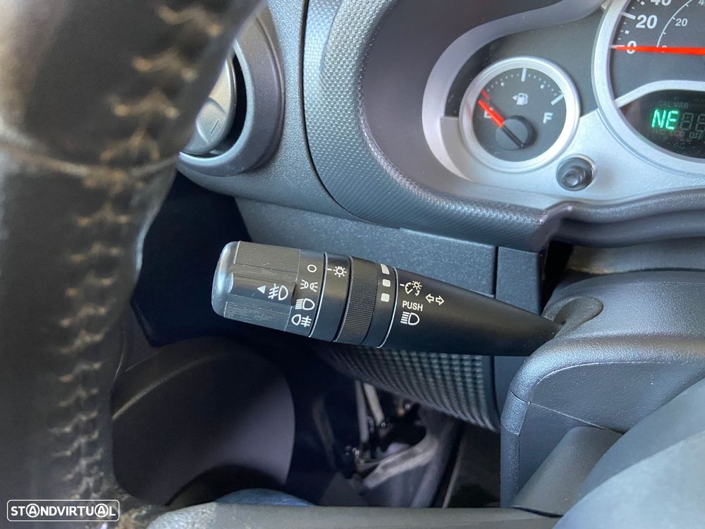 Jeep Wrangler Unlimited 2.8 CRD DPF Auto Sahara - 13