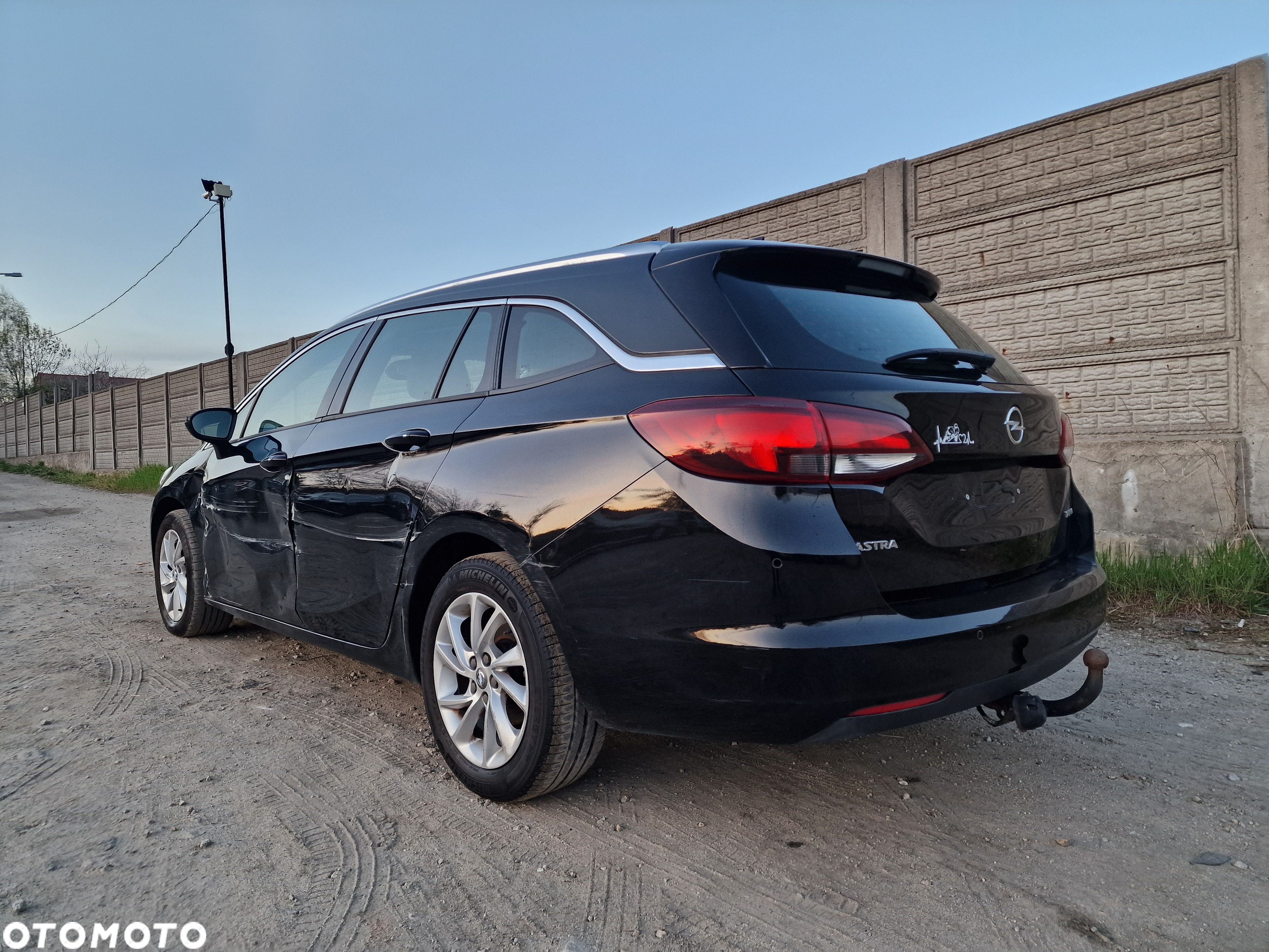 Opel Astra 1.4 Turbo Start/Stop Sports Tourer Innovation - 5