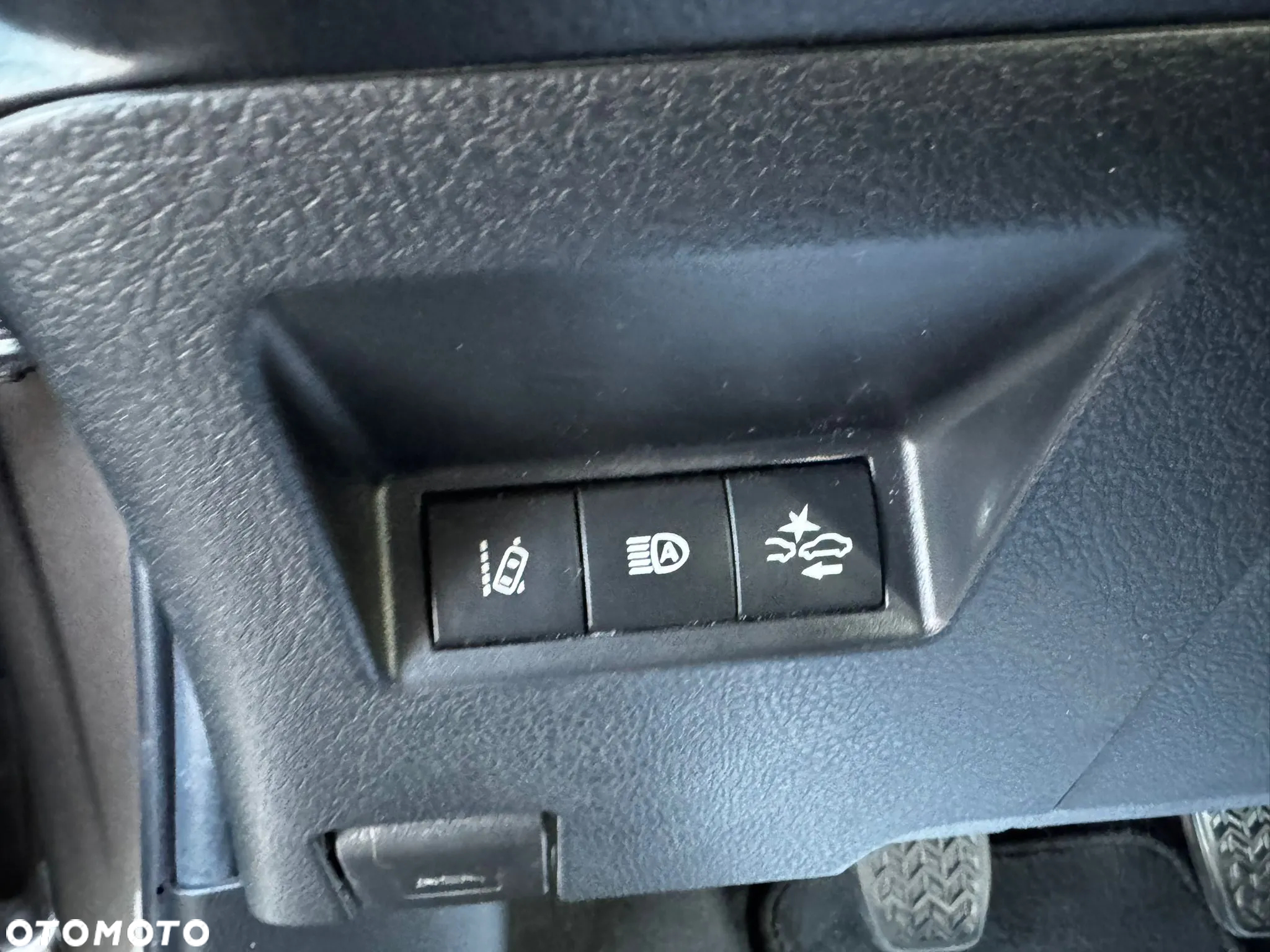 Toyota Yaris - 17