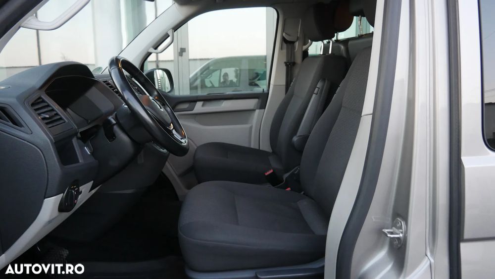 Volkswagen Caravelle - 18