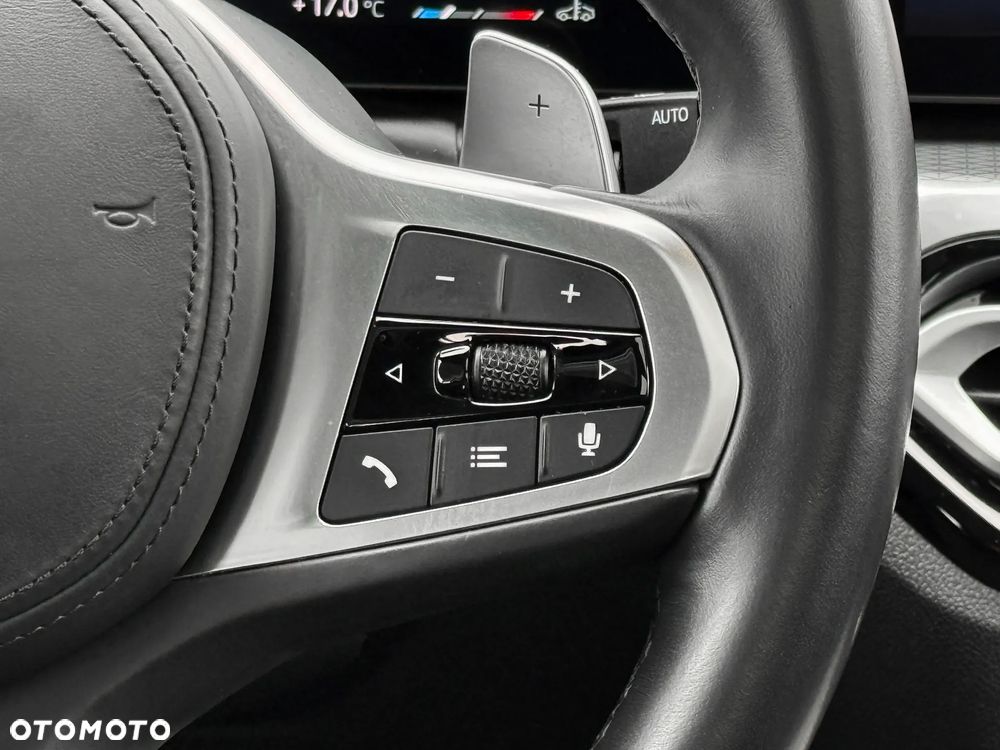 BMW Seria 3 320d xDrive M Sport Sport - 22