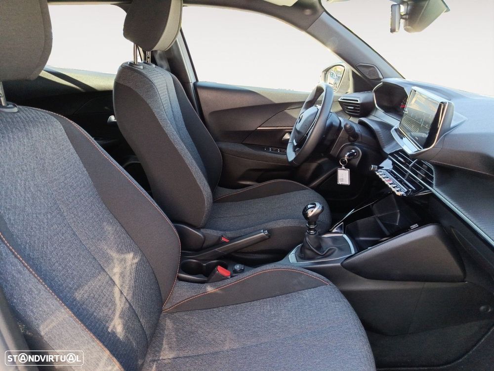 Peugeot 2008 1.2 PureTech Style - 15