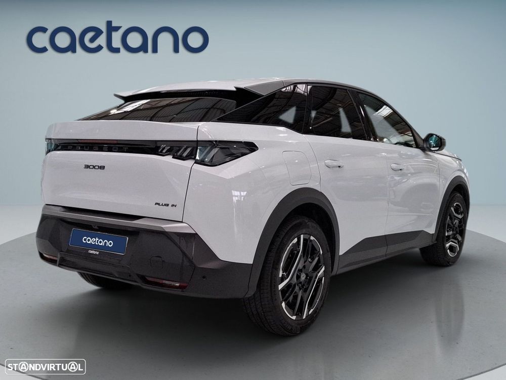 Peugeot 3008 1.6 Plug-in Hybrid Allure e-DCS7 - 3