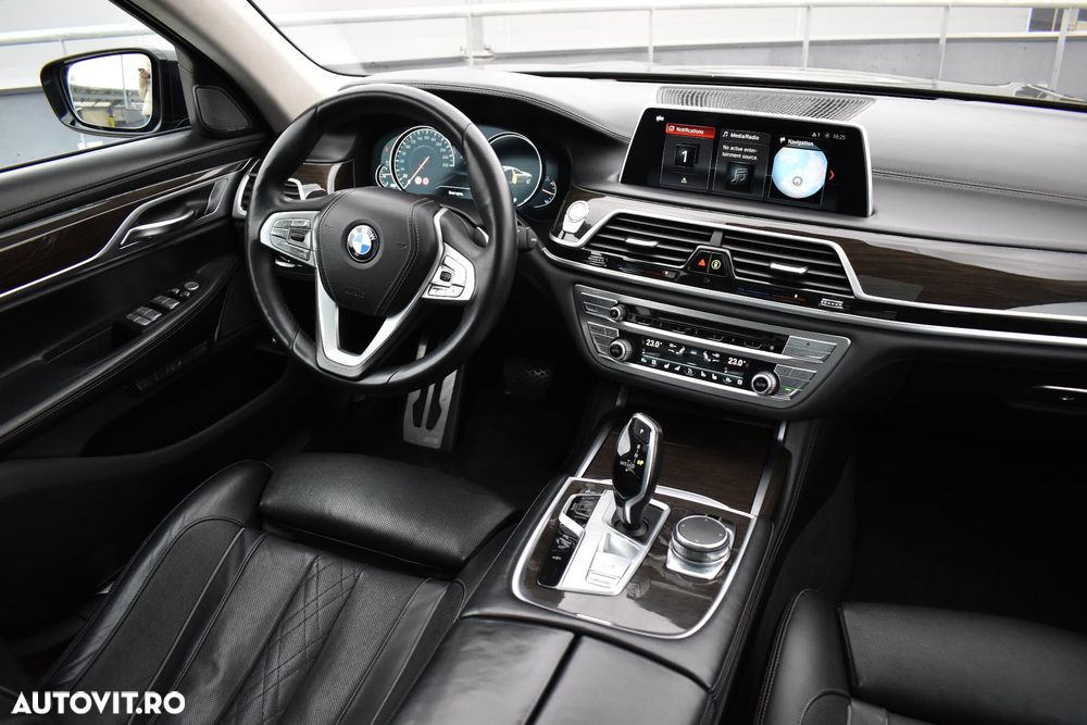 BMW Seria 7 730d xDrive - 10