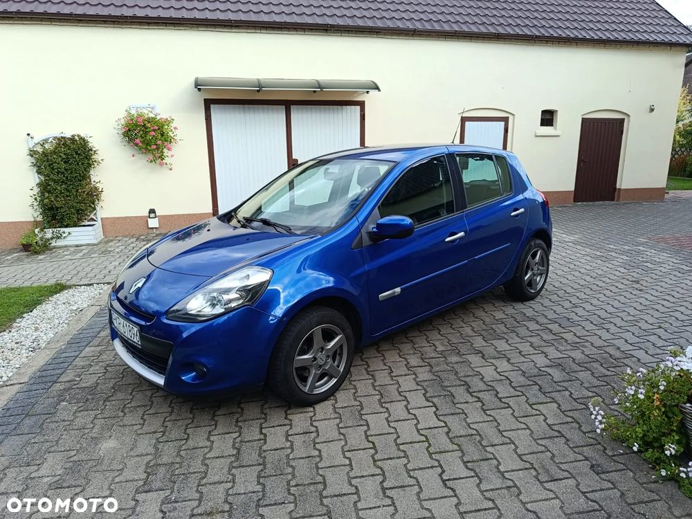Renault Clio - 12