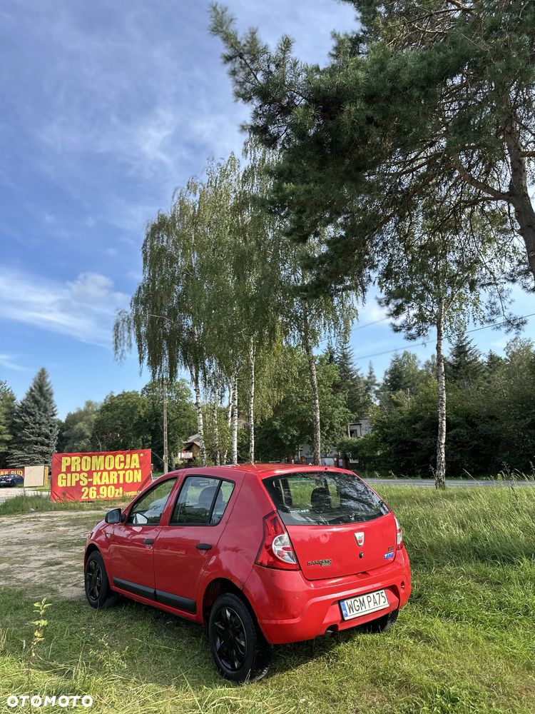 Dacia Sandero - 4