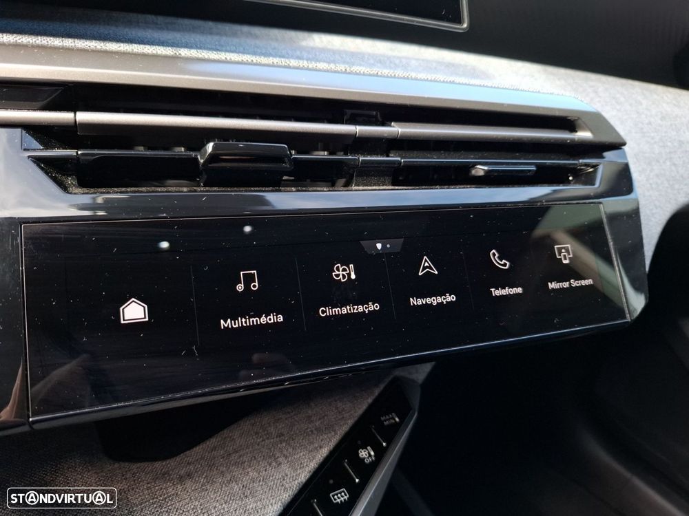 Peugeot 3008 1.2 Hybrid Allure e-DCS6 - 26