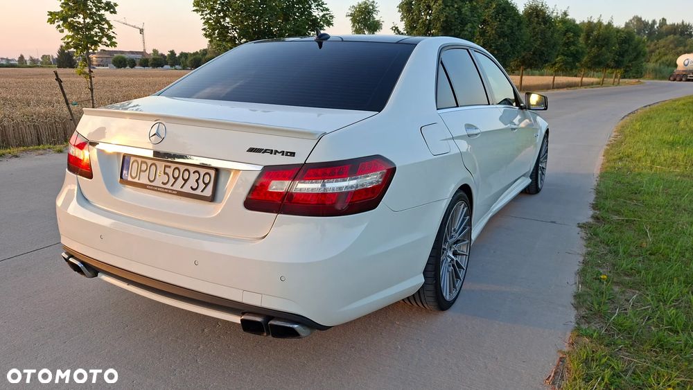 Mercedes-Benz Klasa E 63 AMG - 4