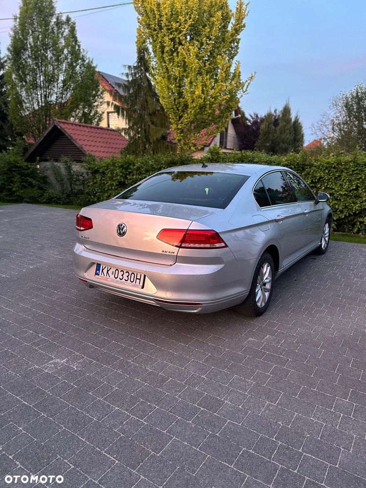 Volkswagen Passat 2.0 TDI BMT Comfortline DSG - 2