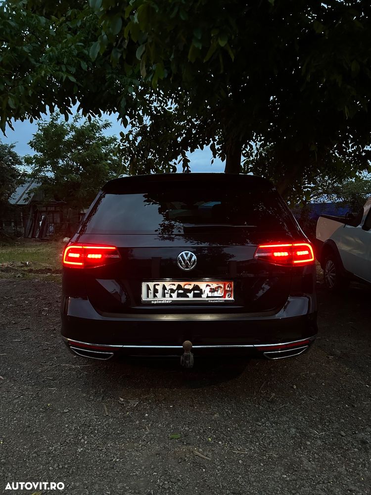 Volkswagen Passat 2.0 TDI DSG 4Motion Highline - 8