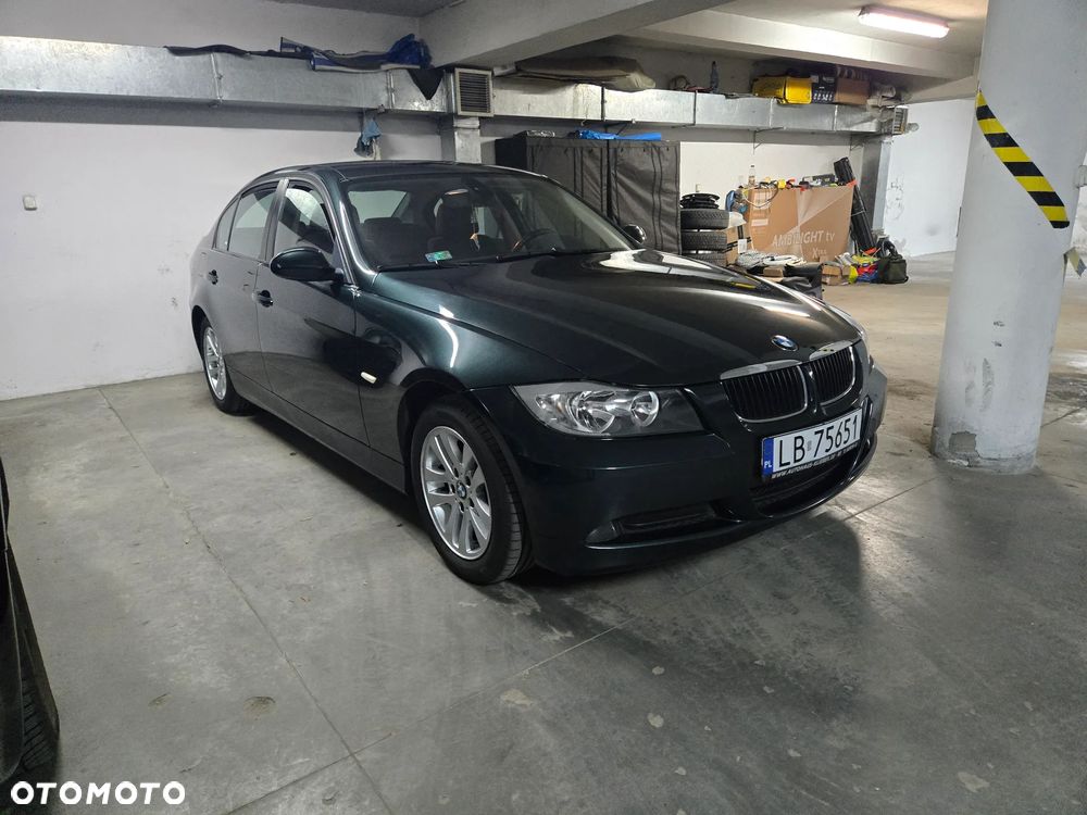 BMW Seria 3 318i - 18