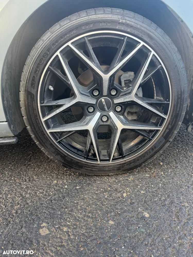 Hyundai Elantra 1.6 l 123 CP CVT Exclusive Navi - 14