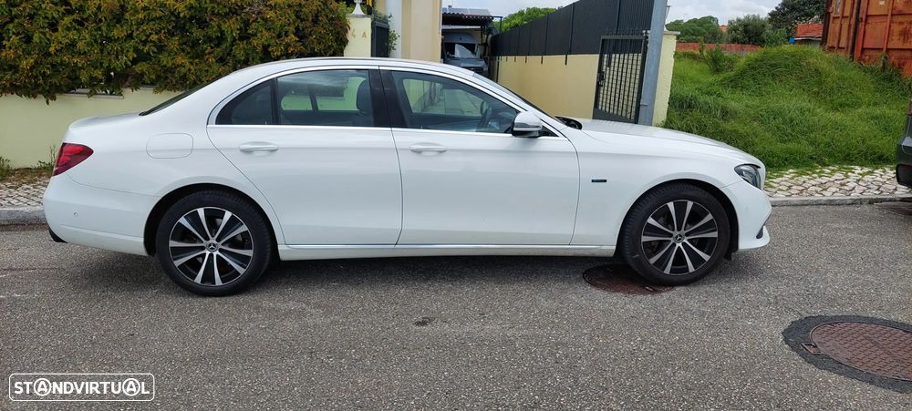 Mercedes-Benz E 300 - 4