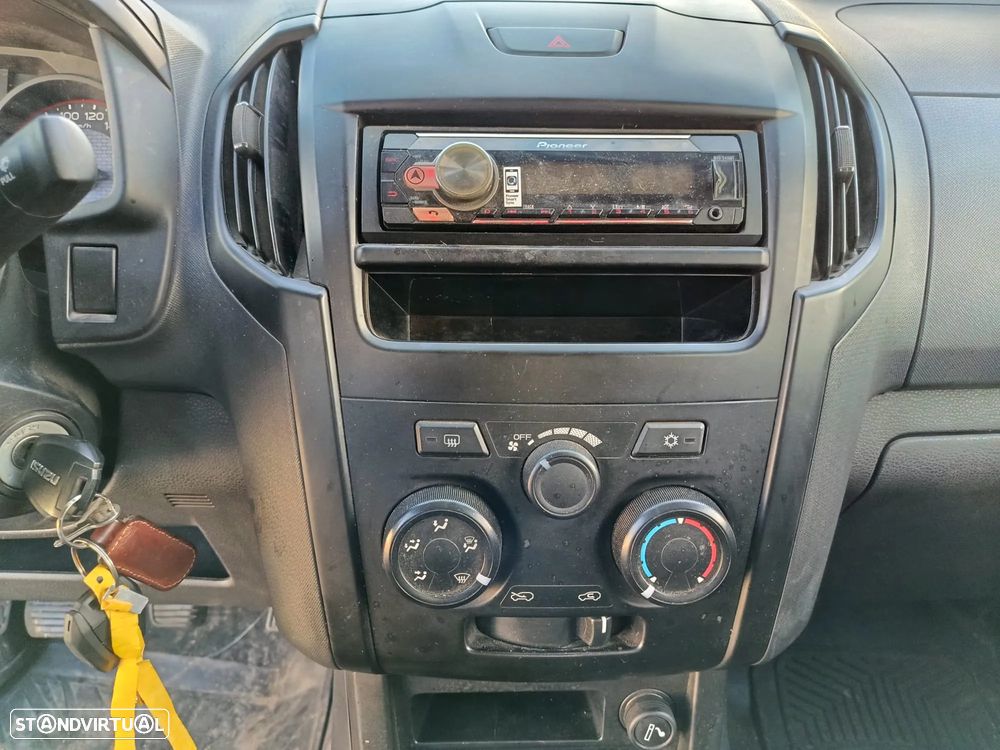 Isuzu D-MAX CAB.DUPLA 2WD 1.9Ddi 163CV || CLASSE 1 - 10