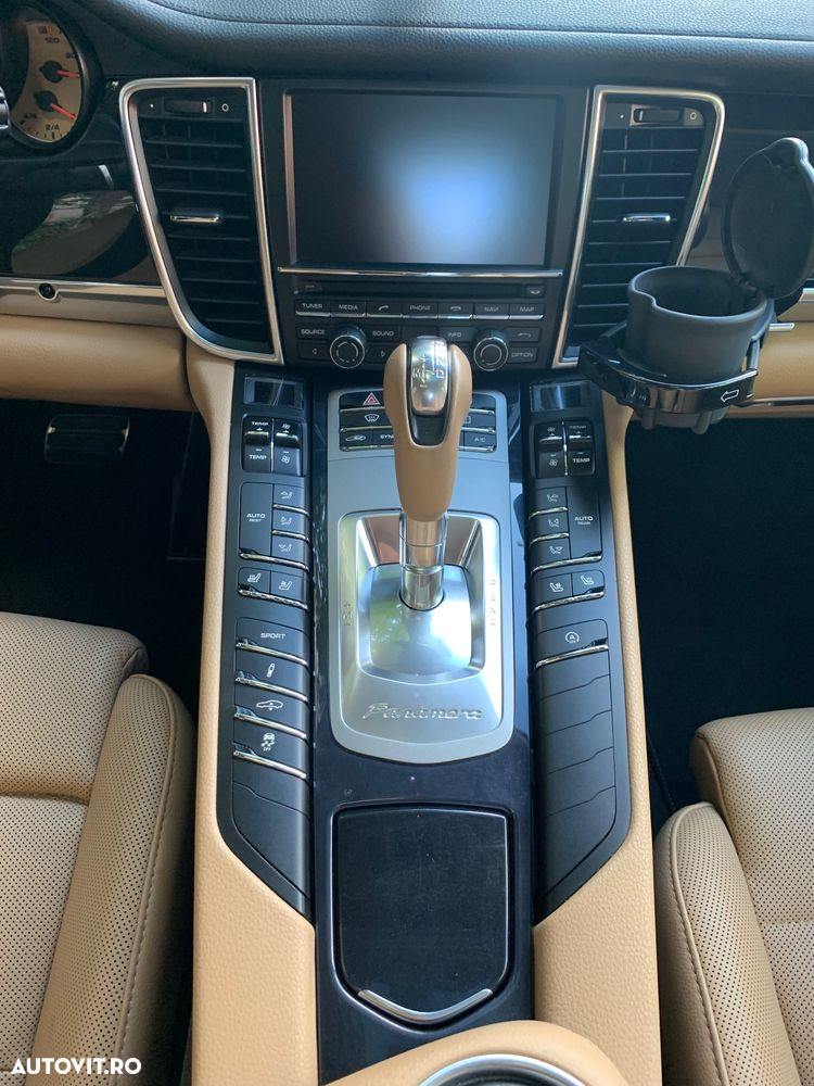 Porsche Panamera 3.0 Tiptronic S - 4