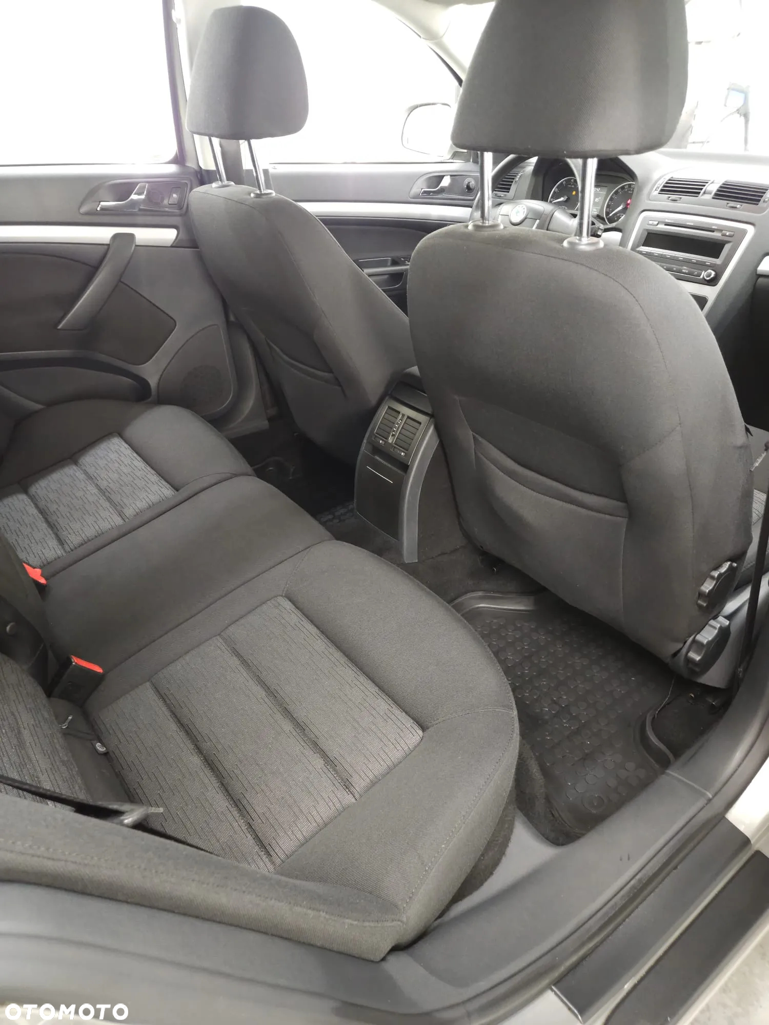 Skoda Octavia 1.4 TSI Ambition - 6