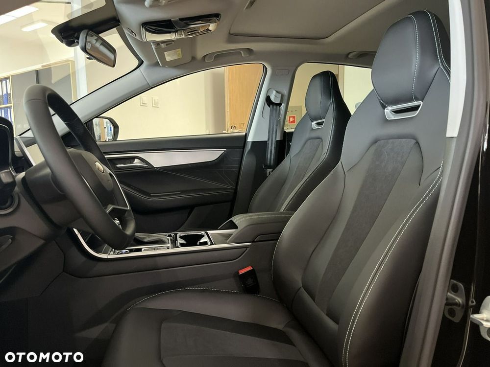 JAC J7 Plus CVT - 8