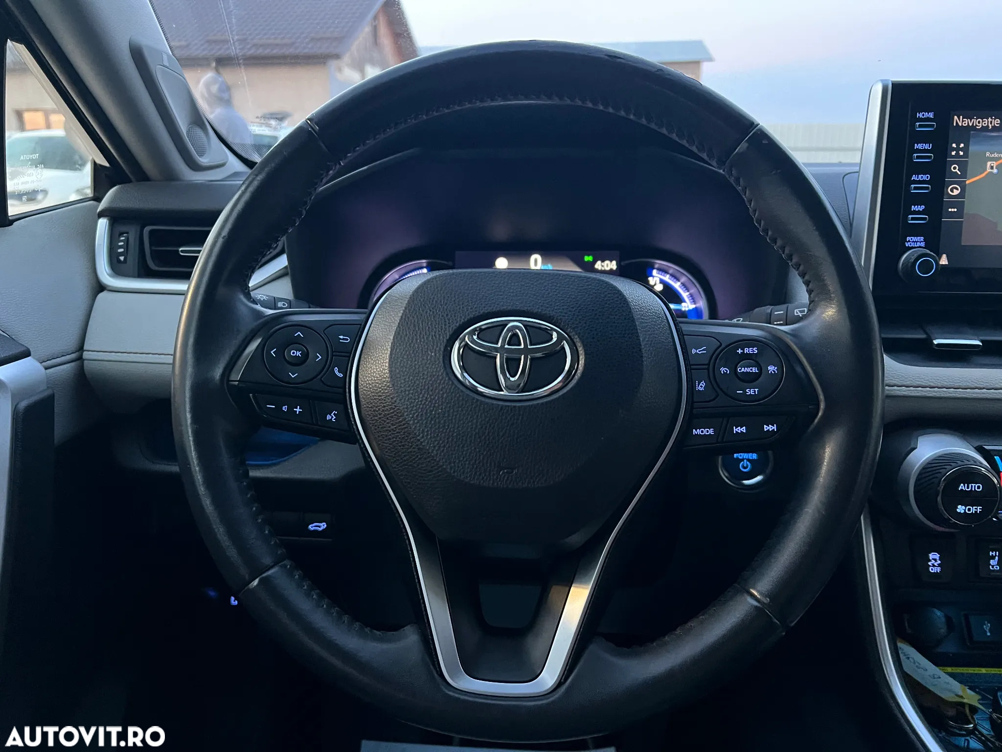 Toyota RAV4 - 16