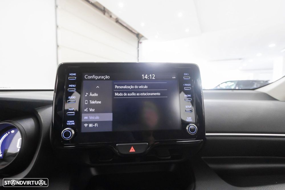 Toyota Yaris 1.5 VVT-i Luxury - 32