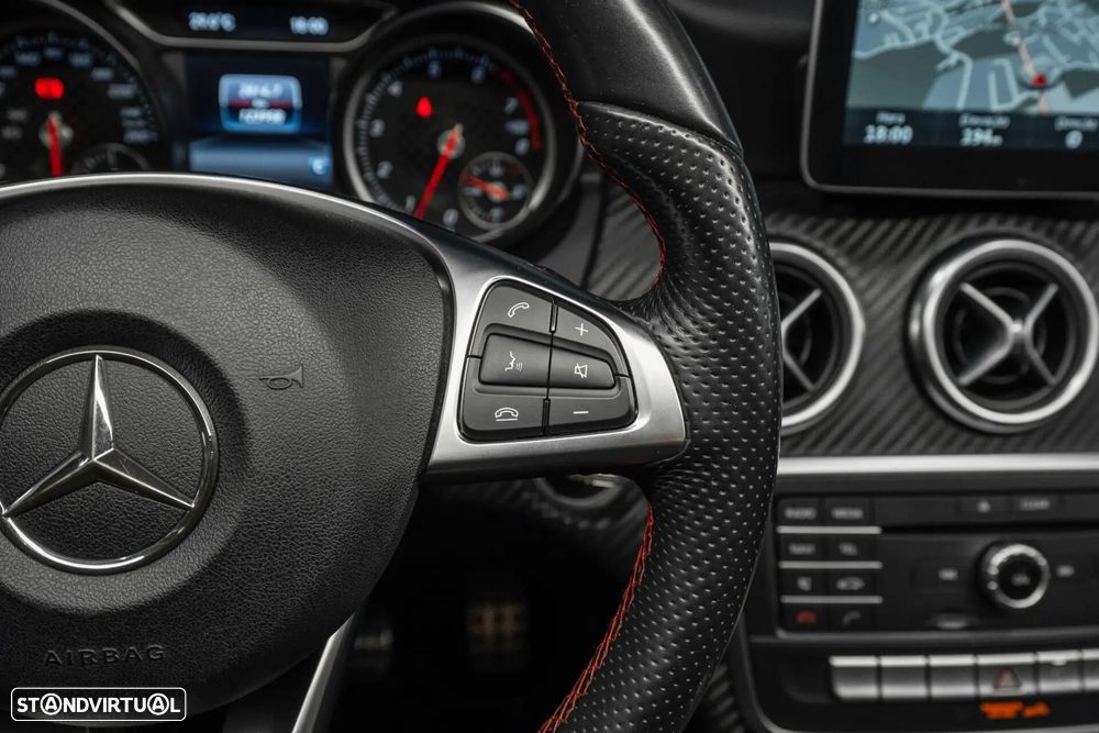 Mercedes-Benz A 180 AMG Line - 12