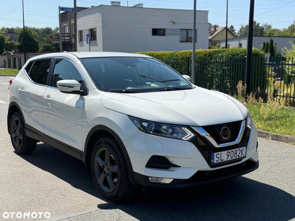 Nissan Qashqai 1.2 DIG-T Xtronic ACENTA - 3