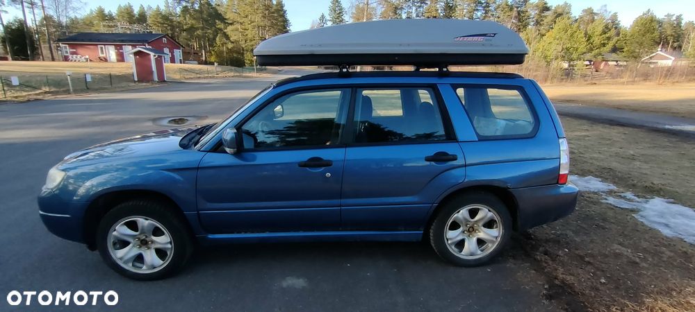Subaru Forester 2.0 XA TRE - 4