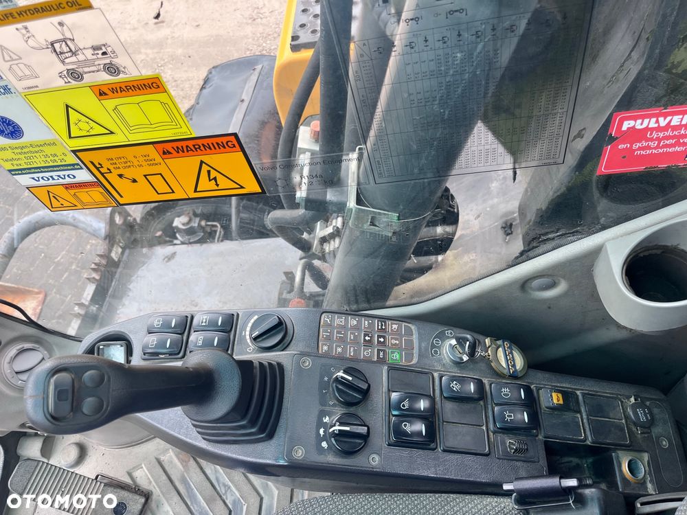 Volvo EW140C - 30