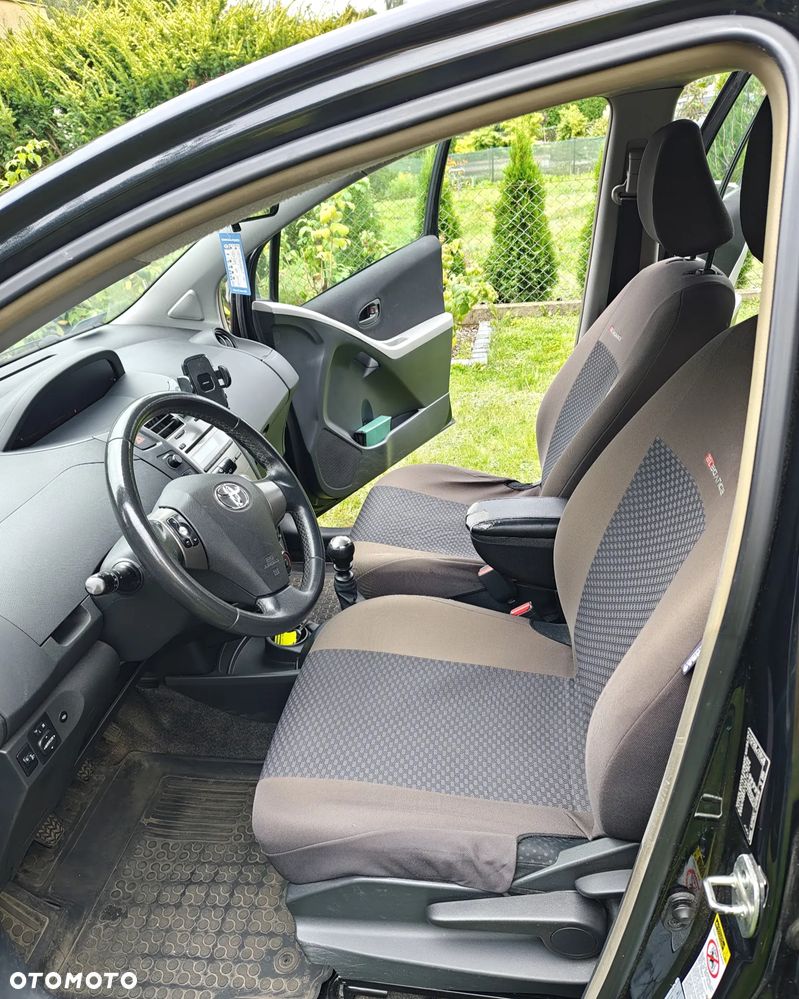 Toyota Yaris 1.33 Luna - 5