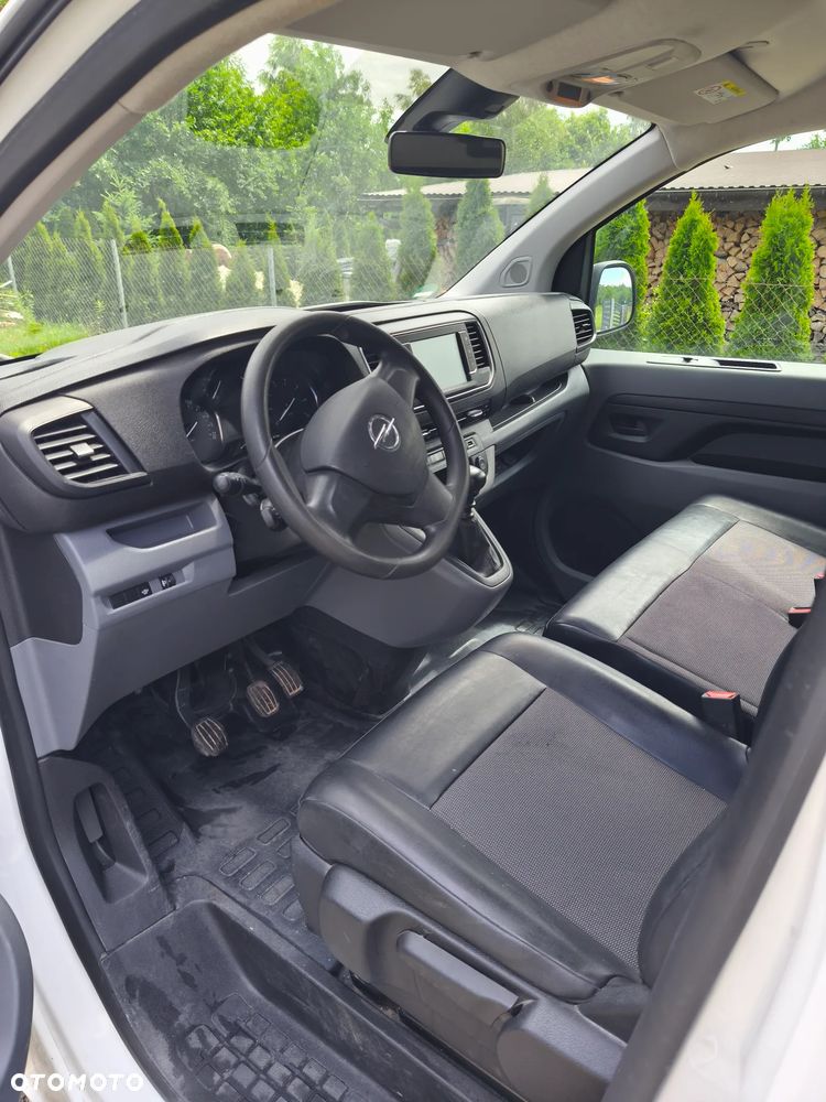 Opel Vivaro - 15