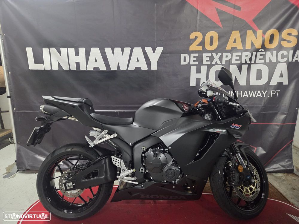Honda CBR 600RR - 1