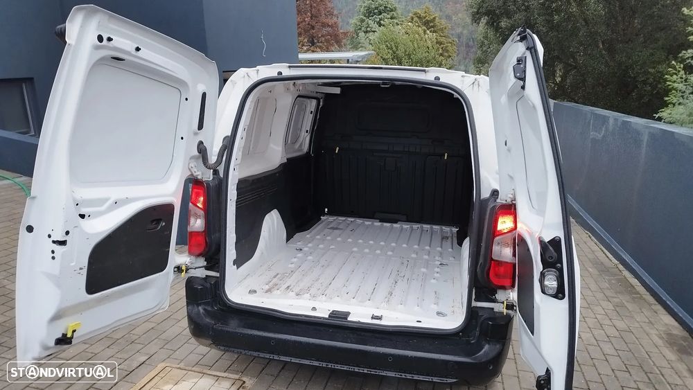 Peugeot PARTNER - 26